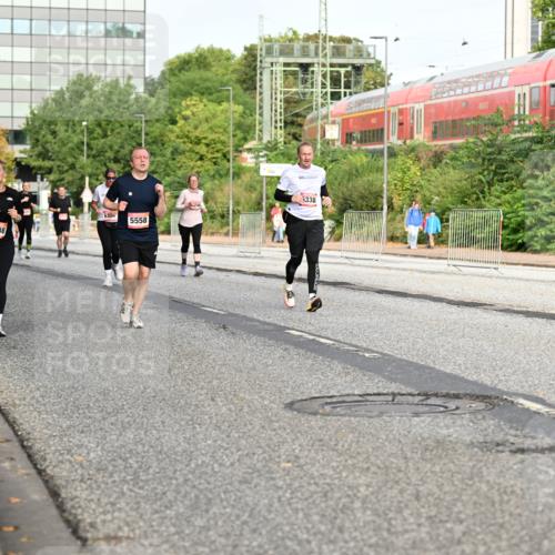 06.09.2026 - CURREX Alsterlauf Dr. Thomas Lammeyer http://msf.ph/oto/10139202 06.09.2026 10:06:04 Laufen 5008, 63, 5558, 6338, 246 meine-sportfotos.de