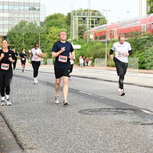 06.09.2026 - CURREX Alsterlauf Dr. Thomas Lammeyer http://msf.ph/oto/10139214 06.09.2026 10:06:06 Laufen 2324, 5008, 6354, 5558, 6338 meine-sportfotos.de