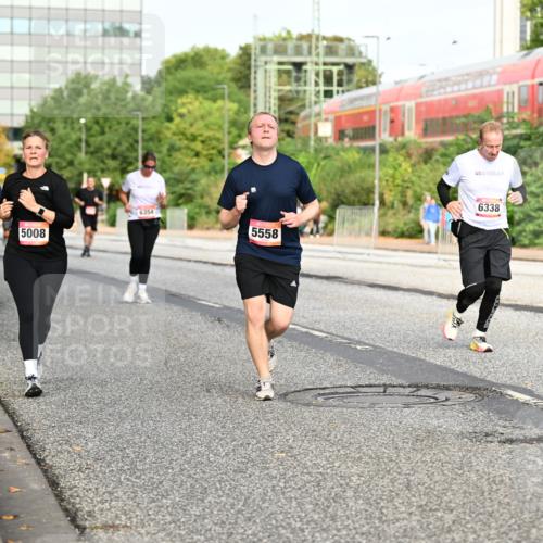 06.09.2026 - CURREX Alsterlauf Dr. Thomas Lammeyer http://msf.ph/oto/10139220 06.09.2026 10:06:07 Laufen 2324, 5008, 6354, 5558, 6338 meine-sportfotos.de