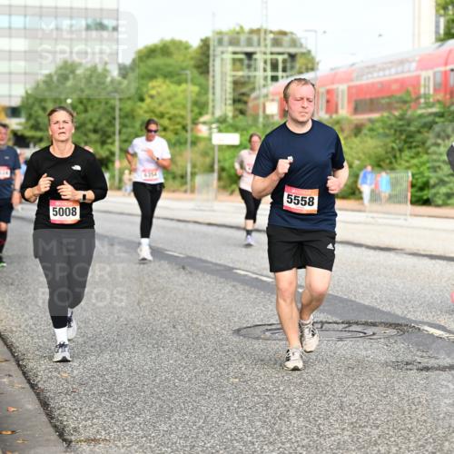 06.09.2026 - CURREX Alsterlauf Dr. Thomas Lammeyer http://msf.ph/oto/10139229 06.09.2026 10:06:07 Laufen 2324, 5008, 6354, 5558, 6338 meine-sportfotos.de
