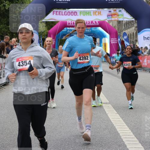 06.09.2026 - CURREX Alsterlauf Strokosch-Dieckow http://msf.ph/oto/10139231 06.09.2026 10:15:31 Ziel 2503, 2690, 3188, 3456, 3834, 4085, 4354, 4392, 5147, 5187, 5762, 5797, 6189, 6205, 6347, 6461 meine-sportfotos.de