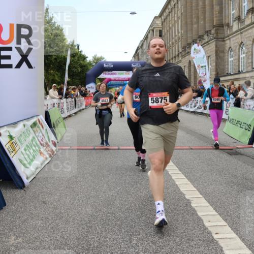 06.09.2026 - CURREX Alsterlauf Strokosch-Dieckow http://msf.ph/oto/10139256 06.09.2026 10:17:01 Ziel 2048, 3002, 3973, 4439, 4440, 4477, 4523, 4557, 4592, 4750, 4756, 5082, 5875, 6025, 8083, 8235, 8295 meine-sportfotos.de