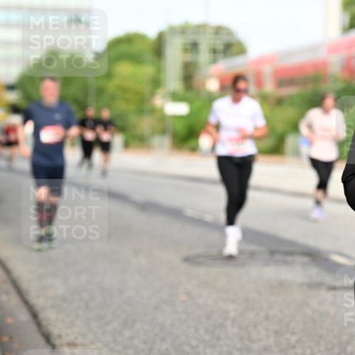 06.09.2026 - CURREX Alsterlauf Dr. Thomas Lammeyer http://msf.ph/oto/10139261 06.09.2026 10:06:10 Laufen 50 meine-sportfotos.de