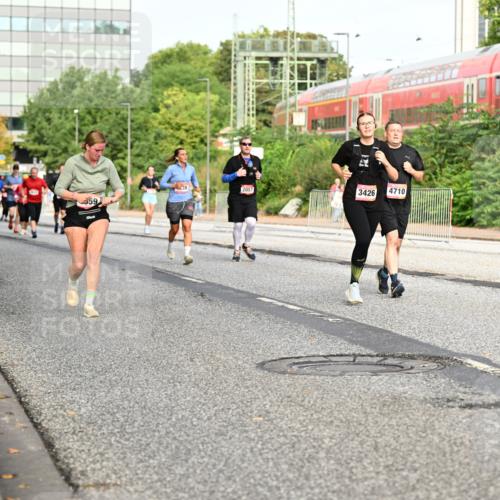 06.09.2026 - CURREX Alsterlauf Dr. Thomas Lammeyer http://msf.ph/oto/10139314 06.09.2026 10:06:16 Laufen 2057, 3426, 559, 4710 meine-sportfotos.de