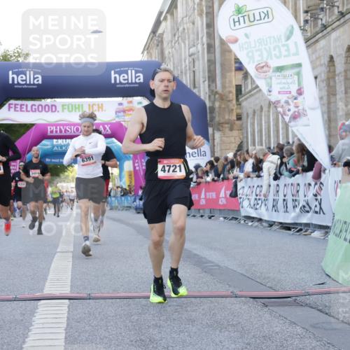 06.09.2026 - CURREX Alsterlauf Yannick Fuchs http://msf.ph/oto/10139319 06.09.2026 09:45:56 Ziel 2054, 2731, 2828, 3623, 3956, 4341, 4721, 4828, 5123, 6072, 6113, 6391, 8193 meine-sportfotos.de