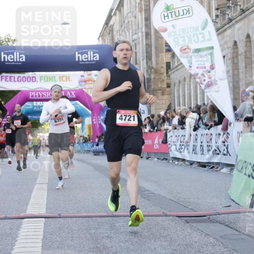 06.09.2026 - CURREX Alsterlauf Yannick Fuchs http://msf.ph/oto/10139327 06.09.2026 09:45:57 Ziel 2731, 2828, 3404, 3623, 3956, 4341, 4721, 4828, 5123, 6072, 6113, 6391, 8193 meine-sportfotos.de