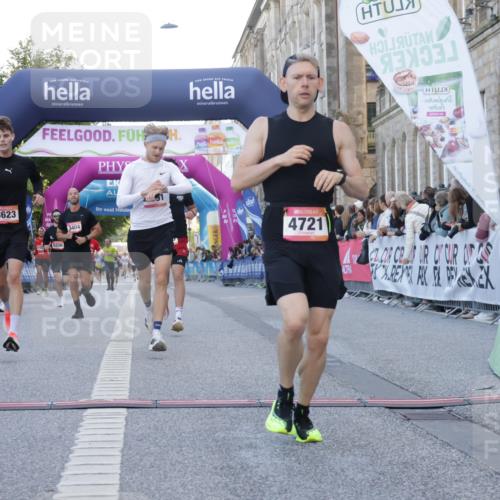 06.09.2026 - CURREX Alsterlauf Yannick Fuchs http://msf.ph/oto/10139342 06.09.2026 09:45:57 Ziel 2731, 2828, 3404, 3623, 3956, 4341, 4721, 4828, 5123, 6072, 6113, 6391, 8193 meine-sportfotos.de