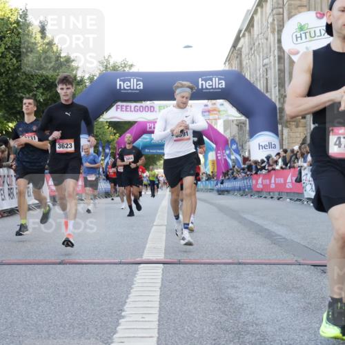 06.09.2026 - CURREX Alsterlauf Yannick Fuchs http://msf.ph/oto/10139358 06.09.2026 09:45:57 Ziel 2731, 2828, 3404, 3623, 3956, 4341, 4721, 4828, 5123, 6072, 6113, 6391, 8193 meine-sportfotos.de