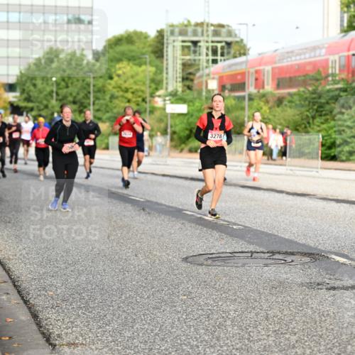06.09.2026 - CURREX Alsterlauf Dr. Thomas Lammeyer http://msf.ph/oto/10139374 06.09.2026 10:06:22 Laufen 3278, 239 meine-sportfotos.de