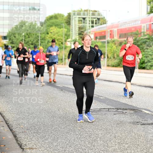 06.09.2026 - CURREX Alsterlauf Dr. Thomas Lammeyer http://msf.ph/oto/10139414 06.09.2026 10:06:25 Laufen 4667, 2634 meine-sportfotos.de