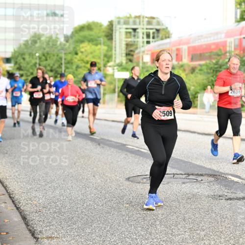 06.09.2026 - CURREX Alsterlauf Dr. Thomas Lammeyer http://msf.ph/oto/10139417 06.09.2026 10:06:25 Laufen 509, 2634, 2 meine-sportfotos.de