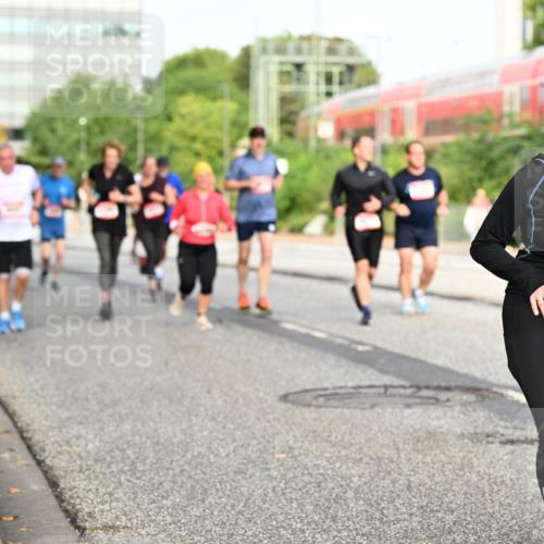 06.09.2026 - CURREX Alsterlauf Dr. Thomas Lammeyer http://msf.ph/oto/10139430 06.09.2026 10:06:27 Laufen 250 meine-sportfotos.de