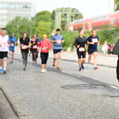 06.09.2026 - CURREX Alsterlauf Dr. Thomas Lammeyer http://msf.ph/oto/10139432 06.09.2026 10:06:27 Laufen  meine-sportfotos.de