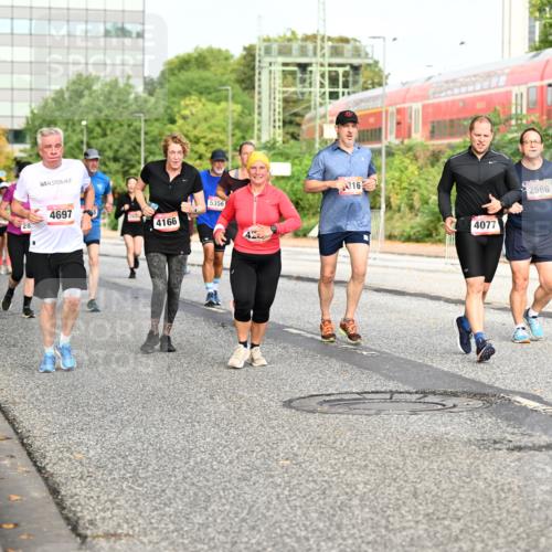 06.09.2026 - CURREX Alsterlauf Dr. Thomas Lammeyer http://msf.ph/oto/10139445 06.09.2026 10:06:28 Laufen 28, 4697, 4166, 5356, 316, 4077, 2566 meine-sportfotos.de