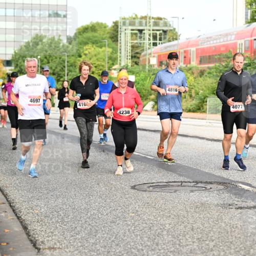 06.09.2026 - CURREX Alsterlauf Dr. Thomas Lammeyer http://msf.ph/oto/10139448 06.09.2026 10:06:28 Laufen 4697, 416, 5356, 4238, 4816, 4077, 2566 meine-sportfotos.de