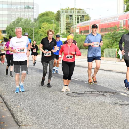 06.09.2026 - CURREX Alsterlauf Dr. Thomas Lammeyer http://msf.ph/oto/10139452 06.09.2026 10:06:29 Laufen 20, 4697, 356, 166, 4238, 816, 4077, 566 meine-sportfotos.de