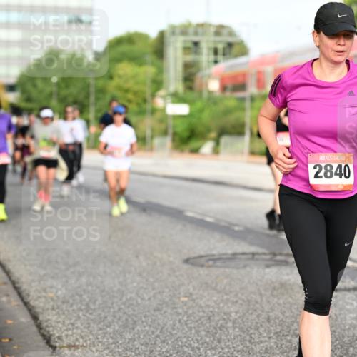 06.09.2026 - CURREX Alsterlauf Dr. Thomas Lammeyer http://msf.ph/oto/10139512 06.09.2026 10:06:34 Laufen 2840, 485 meine-sportfotos.de