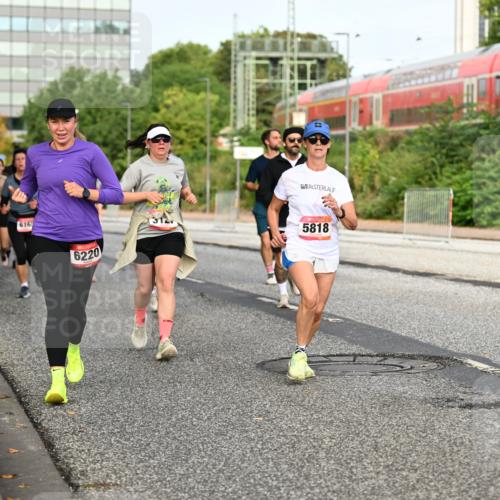 06.09.2026 - CURREX Alsterlauf Dr. Thomas Lammeyer http://msf.ph/oto/10139539 06.09.2026 10:06:37 Laufen 616, 5818, 6220 meine-sportfotos.de