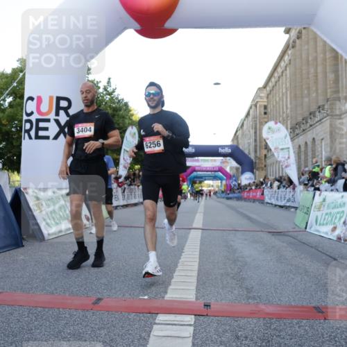 06.09.2026 - CURREX Alsterlauf Yannick Fuchs http://msf.ph/oto/10139554 06.09.2026 09:46:03 Ziel 2122, 2731, 2828, 3404, 3623, 4721, 5537, 5846, 6256, 6391, 8158 meine-sportfotos.de