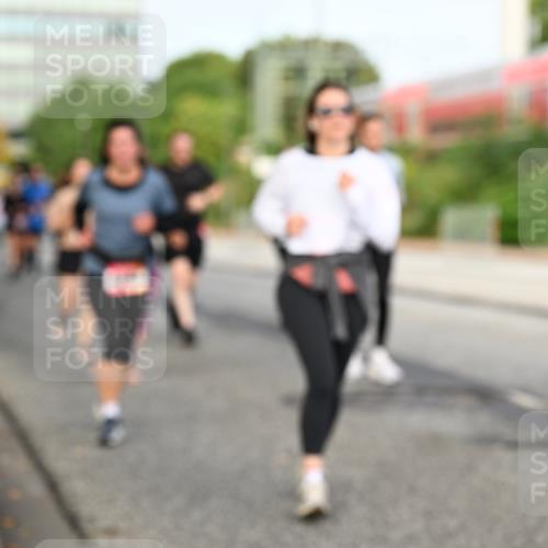 06.09.2026 - CURREX Alsterlauf Dr. Thomas Lammeyer http://msf.ph/oto/10139573 06.09.2026 10:06:40 Laufen  meine-sportfotos.de