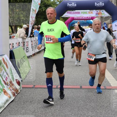 06.09.2026 - CURREX Alsterlauf Strokosch-Dieckow http://msf.ph/oto/10139577 06.09.2026 10:16:00 Ziel 2570, 2571, 2689, 3234, 3281, 3311, 4028, 4154, 4156, 4264, 4319, 4320, 4733, 5065, 5081, 5476, 5618, 8218 meine-sportfotos.de