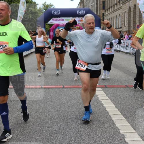 06.09.2026 - CURREX Alsterlauf Strokosch-Dieckow http://msf.ph/oto/10139586 06.09.2026 10:16:01 Ziel 2570, 2571, 2689, 3234, 3281, 3311, 4028, 4154, 4156, 4264, 4319, 4320, 4733, 5065, 5081, 5476, 5618, 8218 meine-sportfotos.de
