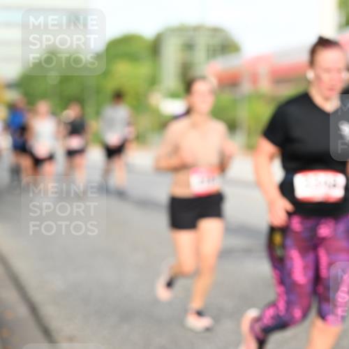 06.09.2026 - CURREX Alsterlauf Dr. Thomas Lammeyer http://msf.ph/oto/10139600 06.09.2026 10:06:43 Laufen  meine-sportfotos.de