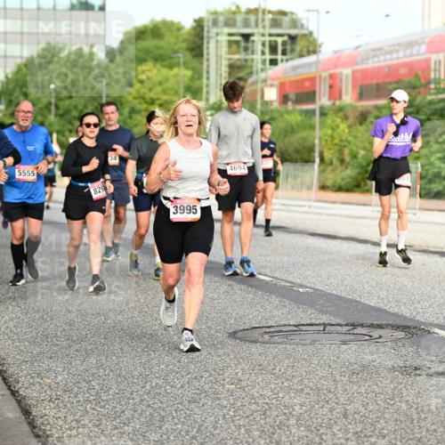 06.09.2026 - CURREX Alsterlauf Dr. Thomas Lammeyer http://msf.ph/oto/10139627 06.09.2026 10:06:46 Laufen 2589, 5555, 829, 34, 3995, 4694, 8072 meine-sportfotos.de