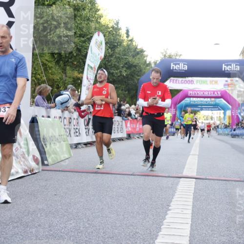 06.09.2026 - CURREX Alsterlauf Yannick Fuchs http://msf.ph/oto/10139642 06.09.2026 09:46:05 Ziel 2122, 2731, 2828, 3404, 3623, 5537, 5846, 6256, 6391, 8158 meine-sportfotos.de