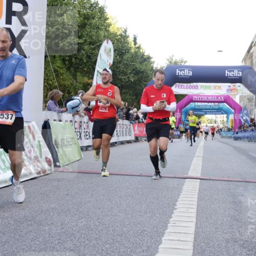 06.09.2026 - CURREX Alsterlauf Yannick Fuchs http://msf.ph/oto/10139666 06.09.2026 09:46:05 Ziel 2122, 2731, 2828, 3404, 3623, 5537, 5846, 6256, 6391, 8158 meine-sportfotos.de