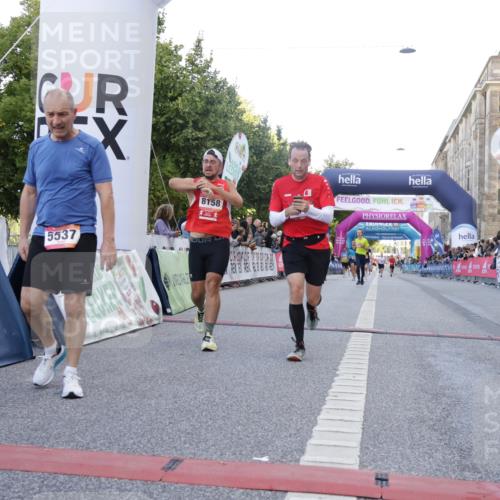06.09.2026 - CURREX Alsterlauf Yannick Fuchs http://msf.ph/oto/10139689 06.09.2026 09:46:05 Ziel 2122, 2731, 2828, 3404, 3623, 5537, 5846, 6256, 6391, 8158 meine-sportfotos.de