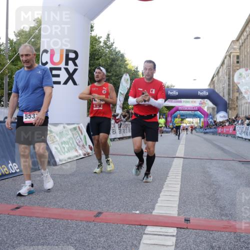 06.09.2026 - CURREX Alsterlauf Yannick Fuchs http://msf.ph/oto/10139711 06.09.2026 09:46:06 Ziel 2122, 2731, 2828, 3404, 3623, 5537, 5846, 6014, 6256, 6391, 8158, 8210 meine-sportfotos.de
