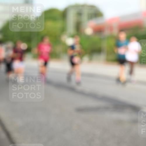 06.09.2026 - CURREX Alsterlauf Dr. Thomas Lammeyer http://msf.ph/oto/10139712 06.09.2026 10:06:54 Laufen  meine-sportfotos.de