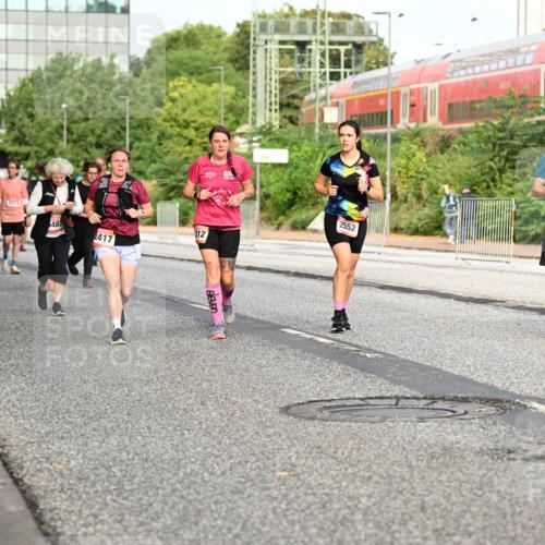 06.09.2026 - CURREX Alsterlauf Dr. Thomas Lammeyer http://msf.ph/oto/10139720 06.09.2026 10:06:55 Laufen 3360, 3373, 5483, 2417, 2552, 312, 4066, 4775 meine-sportfotos.de