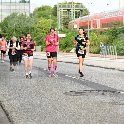 06.09.2026 - CURREX Alsterlauf Dr. Thomas Lammeyer http://msf.ph/oto/10139721 06.09.2026 10:06:55 Laufen 5483, 2417, 312, 2552, 4066, 4775 meine-sportfotos.de