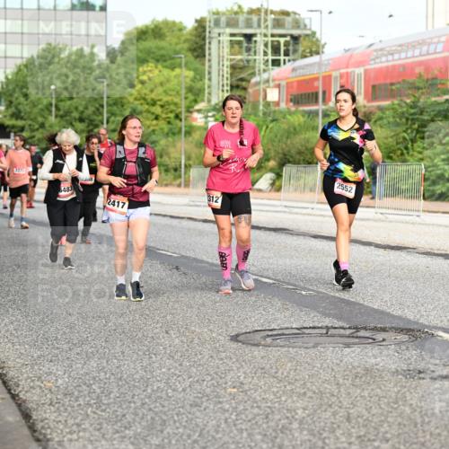 06.09.2026 - CURREX Alsterlauf Dr. Thomas Lammeyer http://msf.ph/oto/10139729 06.09.2026 10:06:56 Laufen 3360, 1373, 6483, 8, 2417, 312, 2552 meine-sportfotos.de