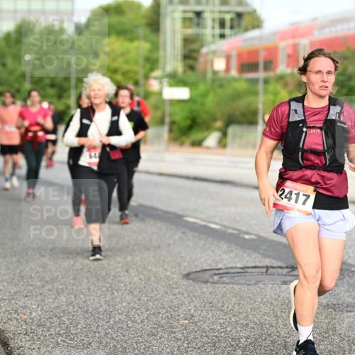 06.09.2026 - CURREX Alsterlauf Dr. Thomas Lammeyer http://msf.ph/oto/10139754 06.09.2026 10:06:58 Laufen 1, 0975, 2417, 2312 meine-sportfotos.de
