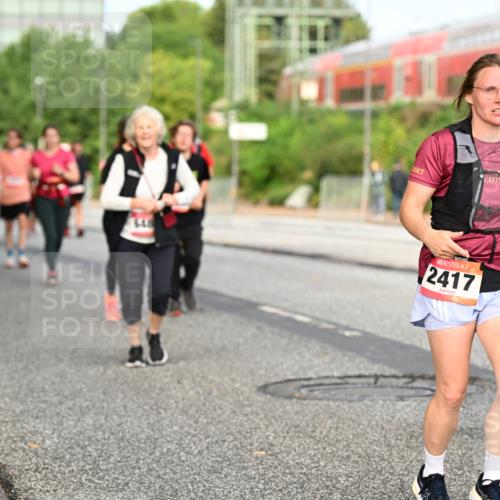06.09.2026 - CURREX Alsterlauf Dr. Thomas Lammeyer http://msf.ph/oto/10139755 06.09.2026 10:06:58 Laufen 2417 meine-sportfotos.de