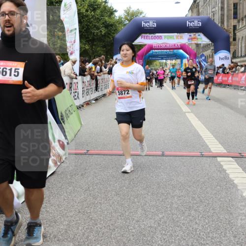 06.09.2026 - CURREX Alsterlauf Strokosch-Dieckow http://msf.ph/oto/10139768 06.09.2026 10:17:18 Ziel 1092, 2368, 2688, 2922, 3199, 3459, 5223, 5615, 5872, 5876, 6143 meine-sportfotos.de