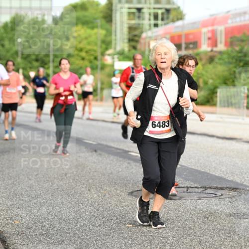 06.09.2026 - CURREX Alsterlauf Dr. Thomas Lammeyer http://msf.ph/oto/10139775 06.09.2026 10:07:00 Laufen 6483 meine-sportfotos.de