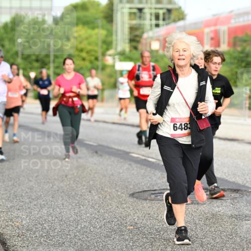 06.09.2026 - CURREX Alsterlauf Dr. Thomas Lammeyer http://msf.ph/oto/10139777 06.09.2026 10:07:00 Laufen 6483 meine-sportfotos.de