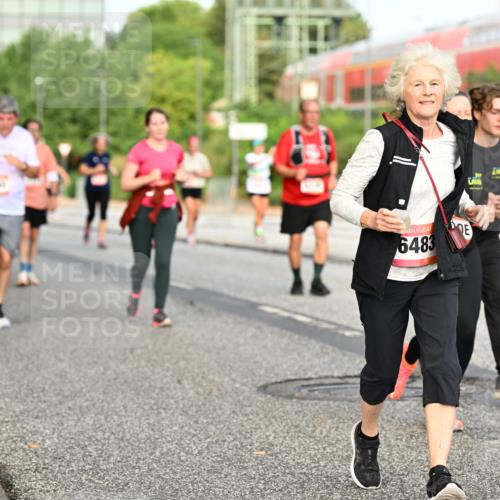 06.09.2026 - CURREX Alsterlauf Dr. Thomas Lammeyer http://msf.ph/oto/10139782 06.09.2026 10:07:00 Laufen 6483 meine-sportfotos.de