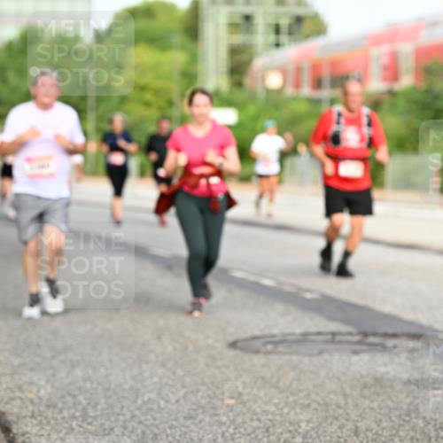 06.09.2026 - CURREX Alsterlauf Dr. Thomas Lammeyer http://msf.ph/oto/10139790 06.09.2026 10:07:02 Laufen  meine-sportfotos.de