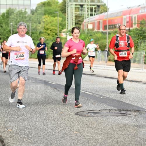 06.09.2026 - CURREX Alsterlauf Dr. Thomas Lammeyer http://msf.ph/oto/10139792 06.09.2026 10:07:02 Laufen 3360, 5141, 2226 meine-sportfotos.de