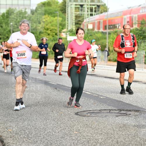 06.09.2026 - CURREX Alsterlauf Dr. Thomas Lammeyer http://msf.ph/oto/10139795 06.09.2026 10:07:02 Laufen 3360, 2226 meine-sportfotos.de