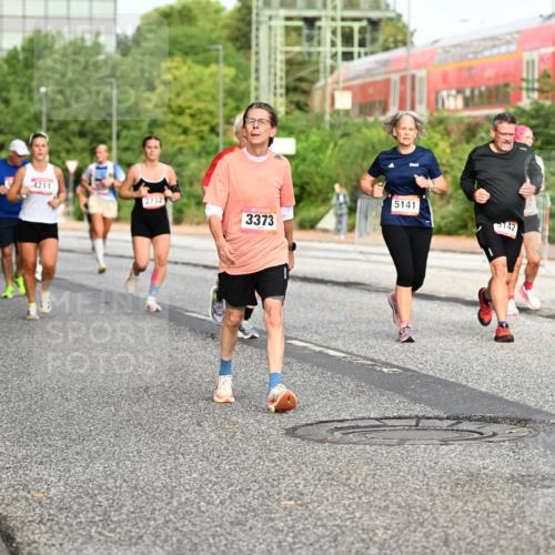 06.09.2026 - CURREX Alsterlauf Dr. Thomas Lammeyer http://msf.ph/oto/10139832 06.09.2026 10:07:06 Laufen 3640, 3988, 4211, 2732, 3373, 5141, 142, 3687 meine-sportfotos.de