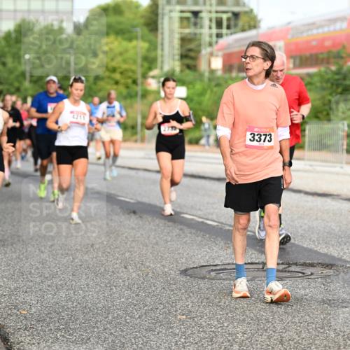 06.09.2026 - CURREX Alsterlauf Dr. Thomas Lammeyer http://msf.ph/oto/10139842 06.09.2026 10:07:08 Laufen 20, 4211, 3373, 5141 meine-sportfotos.de