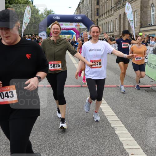 06.09.2026 - CURREX Alsterlauf Strokosch-Dieckow http://msf.ph/oto/10139844 06.09.2026 10:16:09 Ziel 2019, 2098, 2689, 2810, 3311, 3539, 4028, 4043, 4056, 4069, 4264, 4733, 5065, 5081, 5425, 5618, 5825, 5945, 8218 meine-sportfotos.de