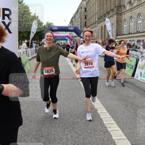 06.09.2026 - CURREX Alsterlauf Strokosch-Dieckow http://msf.ph/oto/10139878 06.09.2026 10:16:10 Ziel 2019, 2098, 2810, 3311, 3539, 4028, 4043, 4056, 4069, 4264, 4733, 5425, 5618, 5825, 5945 meine-sportfotos.de
