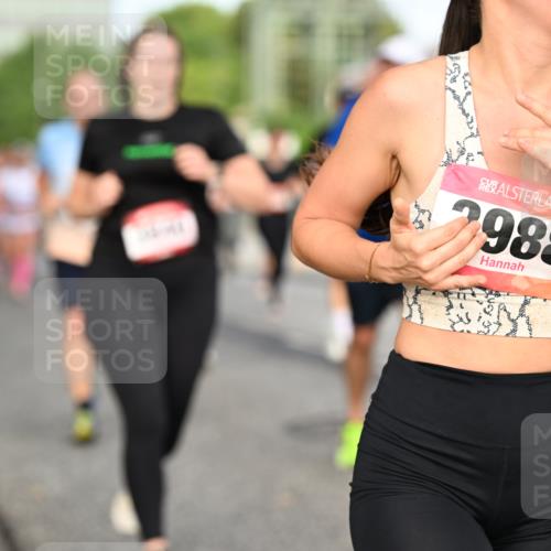 06.09.2026 - CURREX Alsterlauf Dr. Thomas Lammeyer http://msf.ph/oto/10139889 06.09.2026 10:07:12 Laufen 2988 meine-sportfotos.de